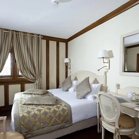 奥贝奇圣皮埃尔酒店 3* Mont-Saint-Michel