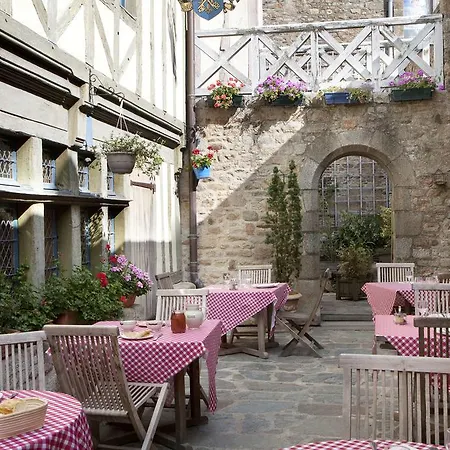Hotel Saint Pierre 3*