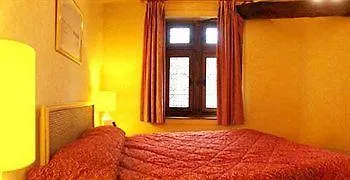 Saint Pierre Hotell 3*