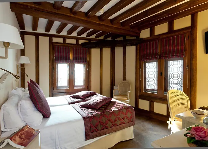 Saint Pierre Hotel Mont St. Michel