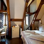 Saint Pierre Hotel