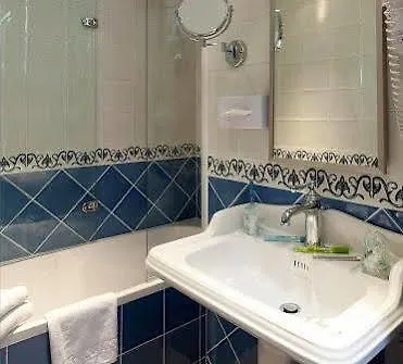 Отель Saint Pierre 3*